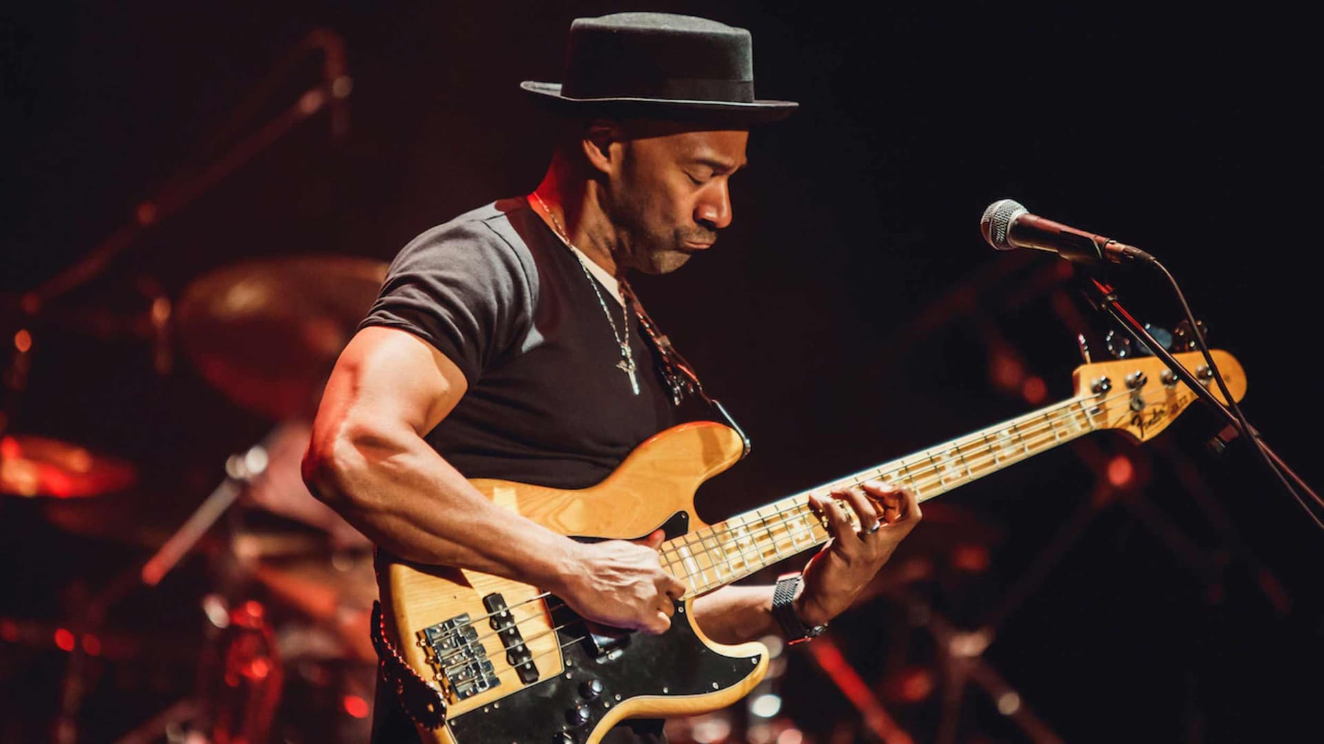 Marcus Miller presents "We Want Miles!" | Locus 2026 - Conciertos en Bari