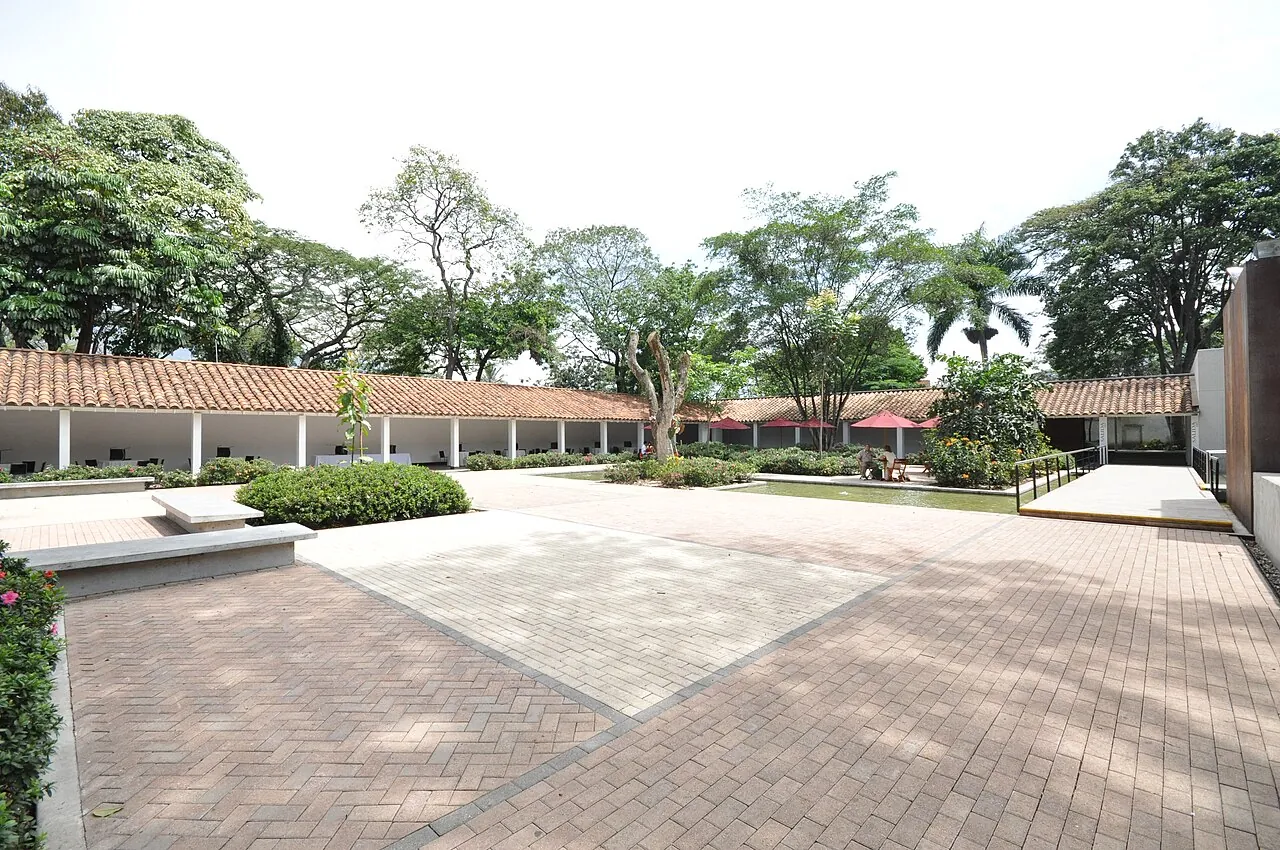 This beautiful botanical garden was founded in 1972 in memory of one of Antioquia's most respected