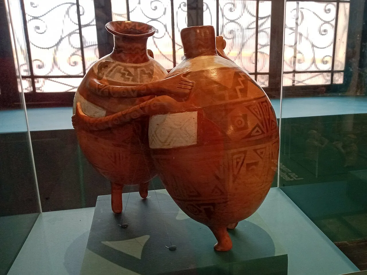 Pre-Columbian and Peruvian art at the Museum of the Central Reserve Bank of Peru (MUCEN).