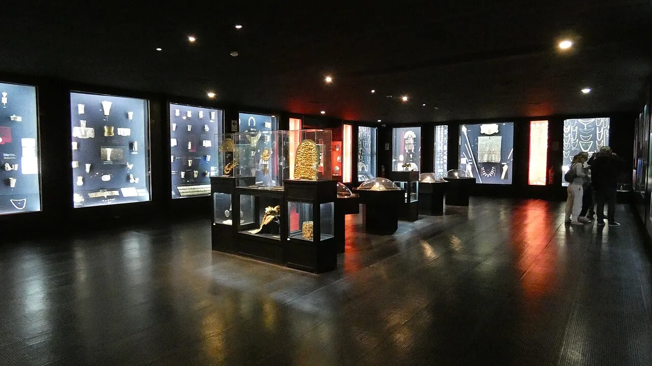 Museum Hall - Museum of Peruvian Gold and World Weapons - Lima - Peru