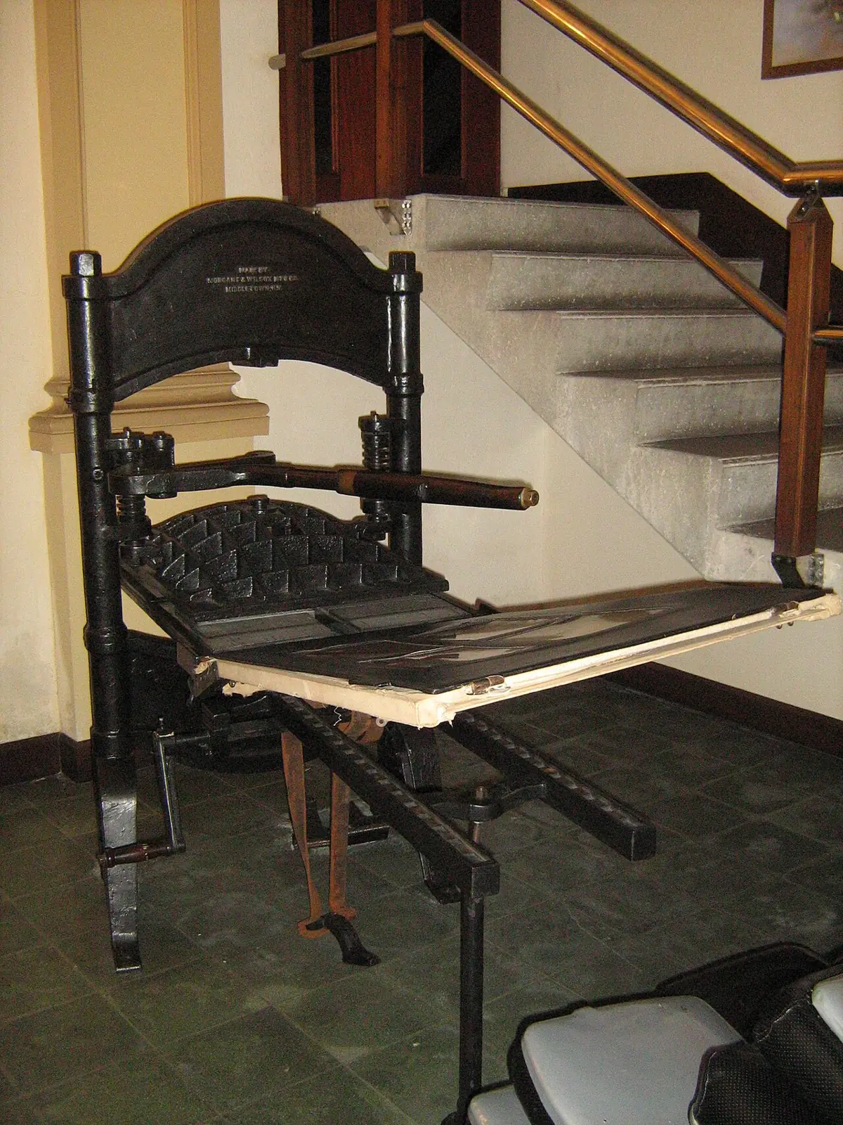 prensa Washington donde se imprimió el primer periódico El Espectador hace 117 años, Museo Universitario