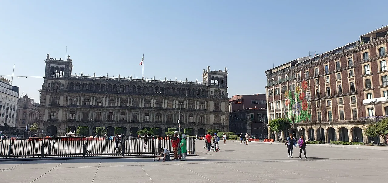 Gran Hotel Ciudad de México y Antiguo Palacio del Ayuntamiento